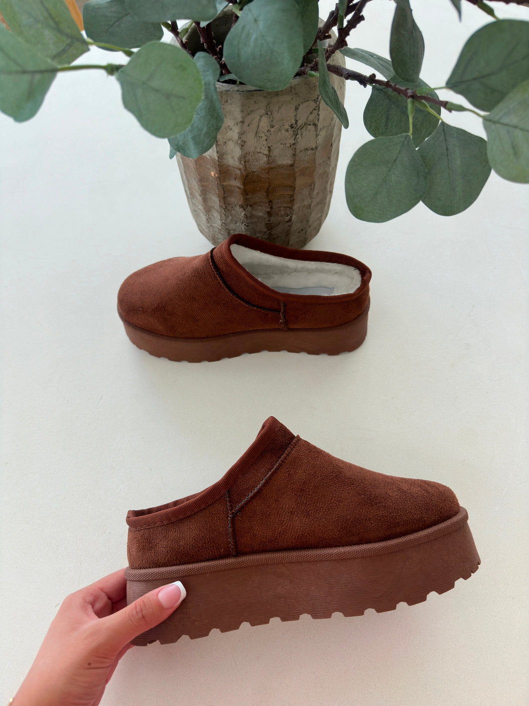 Snugg Mini Platform Boots (Chocolate)