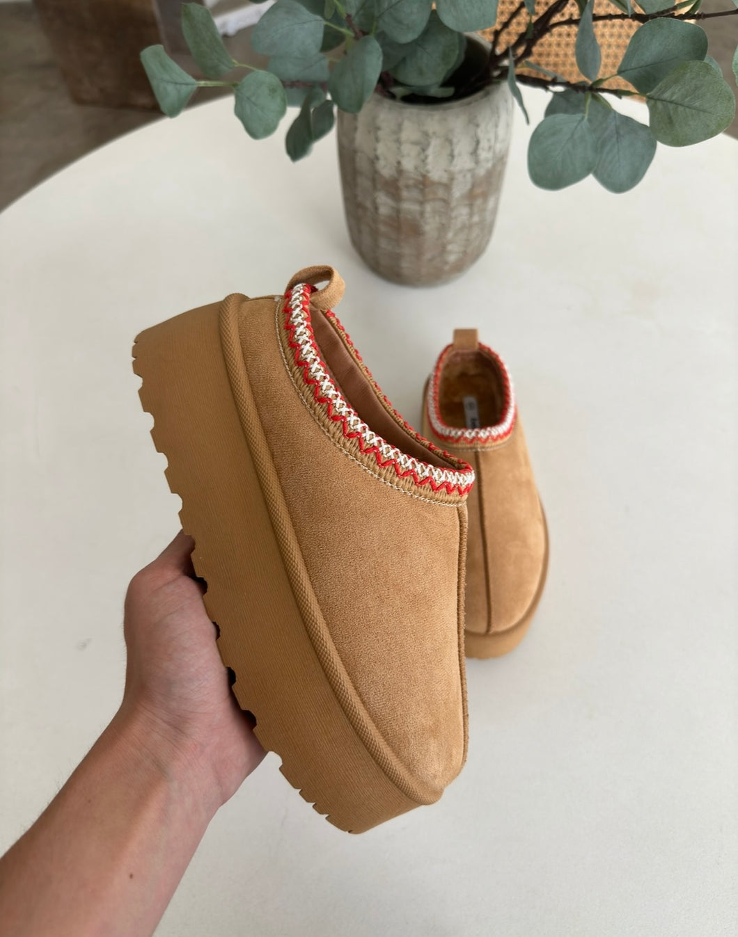 Snugg Tazz Platform Slippers (Camel)